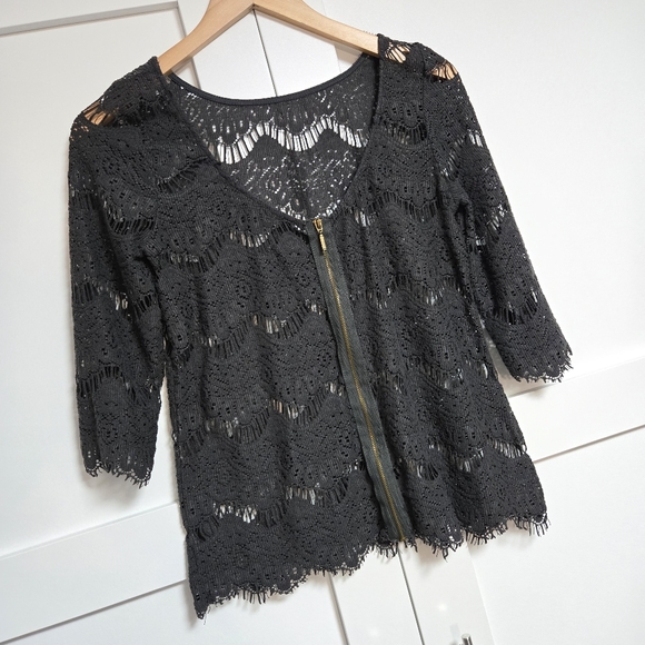 Zara TRF Trafaluc Collection Lace Top (M) - Picture 3 of 7